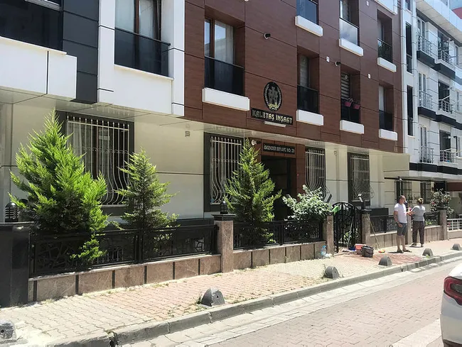 istanbulda-dehset-anlari-eski-esini-defalarca-bicaklayip-olmesi-icin-basinda-bekledi-1624883319244.jpg İstanbul’da dehşet anları! Eski eşini defalarca bıçaklayıp ölmesi için başında bekledi