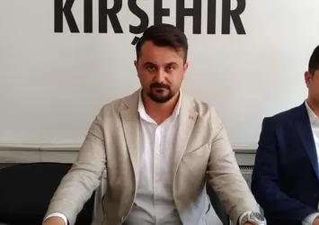 Kırşehir'de CHP standında dayak skandalı! İl yöneticisi Gençlik Kolları Başkanı'nı dövdü