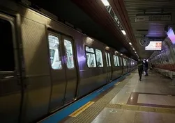 M2 metrosunda korku dolu anlar! Mecidiyeköy istasyonu kapatıldı