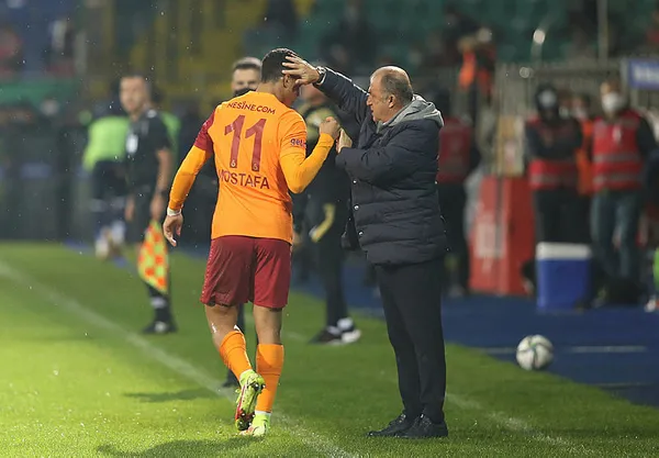 aslan-son-dakikada-kukredi-caykur-rizespor-2-3-galatasaray-mac-sonucu-ozet-1633284760693.jpg