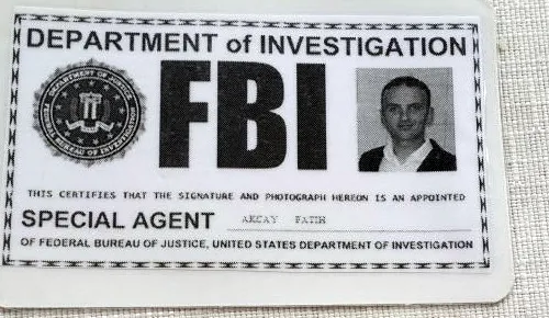FETÖ zanlısı sahte "FBI" kimliğiyle yakalandı - 1