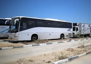 İsrail Beyt Hanun Sınır Kapısı'ndan araç girişine izin verdi