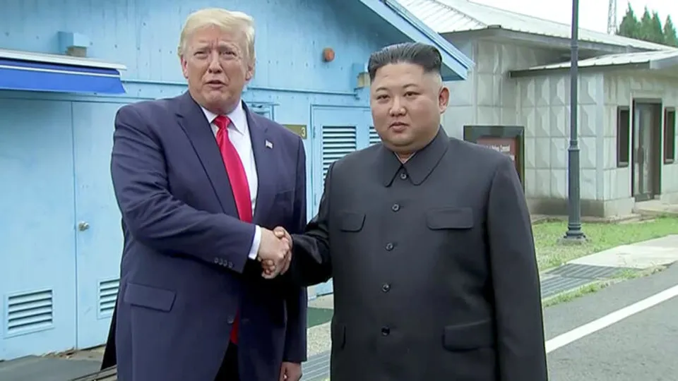 ABD Başkanı Trump ve Kim Jong buluştu