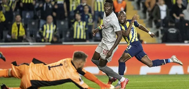 Fenerbahçe Olympiakos maç özeti golleri! FB Olympiakos özet, goller, önemli anlar!