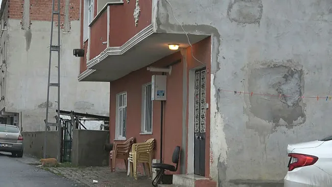 İstanbul’da cani koca eşini kafasından vurup polise teslim oldu - 1