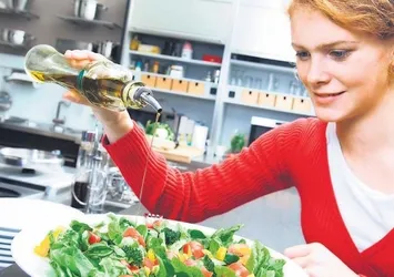 Renkli salatayla kolon kanserinden korunun
