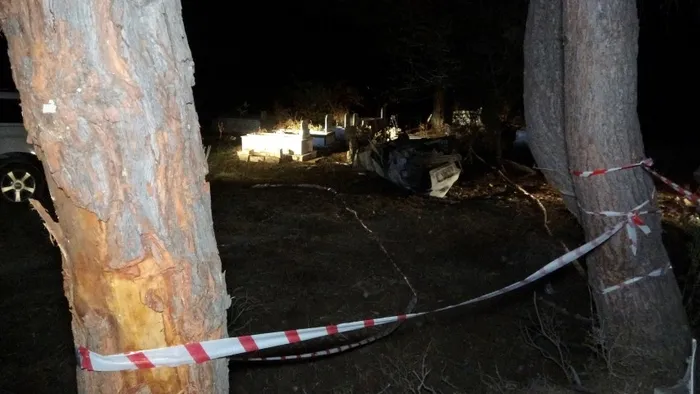 Takla atan otomobilde sıkışan sürücü yanarak can verdi - 1