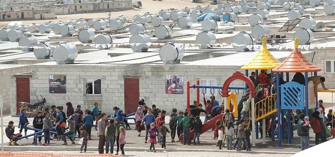 Türk Kızılay’dan İdlib’te çadırda yaşayan Suriyelilere briket ev | Başkan Erdoğan’ın talimatı yerine getirildi