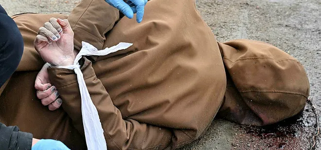 Ukrayna sokaklarında onlarca ceset! Elleri bağlı infaz edilen siviller var! Rusya yalanlıyor Ukrayna suçluyor