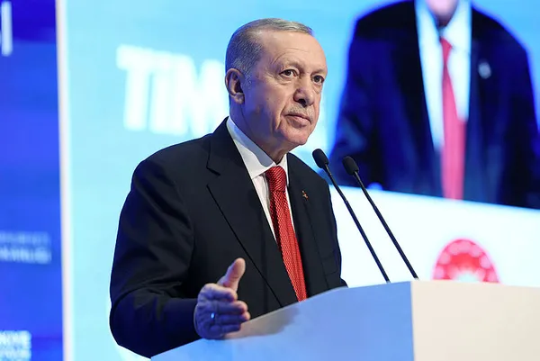 İhracatta Cumhuriyet tarihinin rekoru kırıldı! Başkan Erdoğan rakam vererek duyurdu: Tam 255,8 milyar dolar...