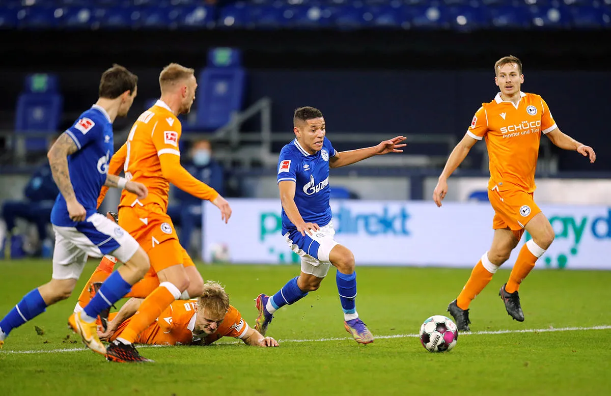 Schalke 04'te şok! Üst üste 29'uncu maçını da kazanamadı