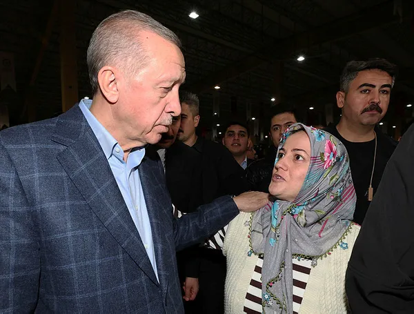 Başkan Erdoğan’dan Denizli’deki iftar programında önemli açıklamalar: Naylon adayı umut diye yutturmaya çalışıyorlar!
