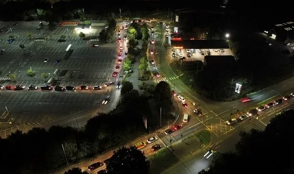 İngiltere yeni tır şoförlerine geçici vize verecek! Yakıt krizi sonrasında son dakika kararı! Yılda 40 bin sterlin kazanacaklar