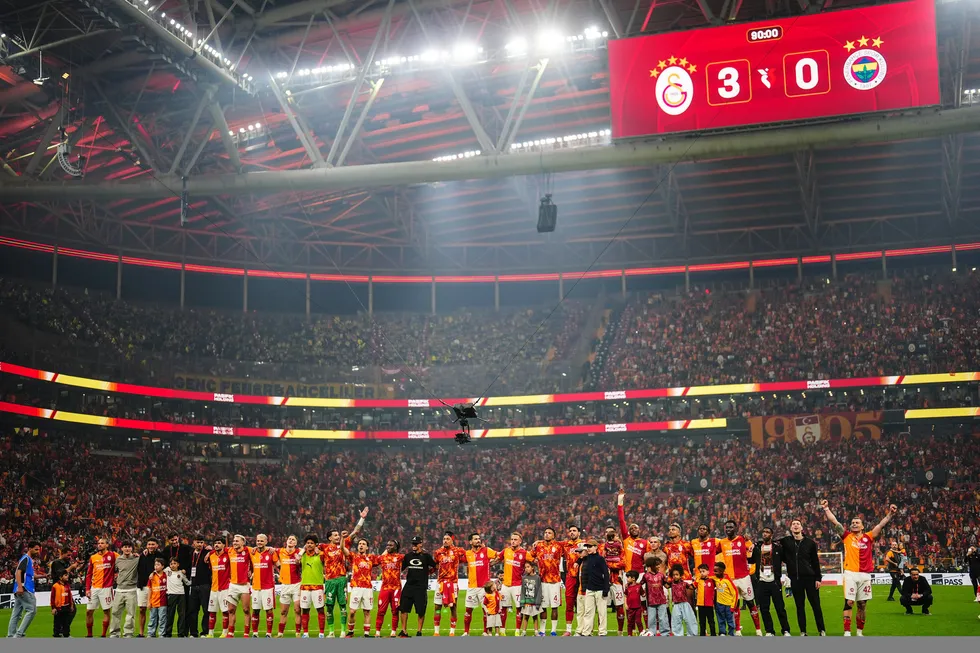 ahabercomtr-sordu-okan-buruk-yanitladi-hedefimiz-ust-uste-5-sene-sampiyonluk-1777237332917.jpg Fotoğraf (AA)