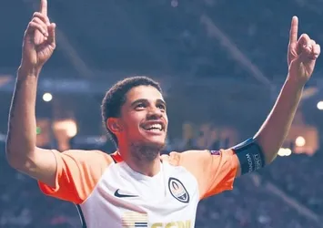 Taison bağıra bağıra Fenerbahçe’ye geliyor