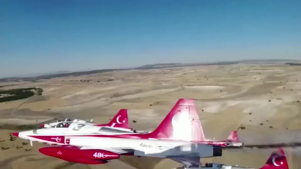 Türk Yıldızları’ndan 30 Ağustos Zafer Bayramı şöleni