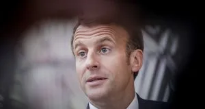 Macron Fransa’da Müslümanları hedef haline getirdi