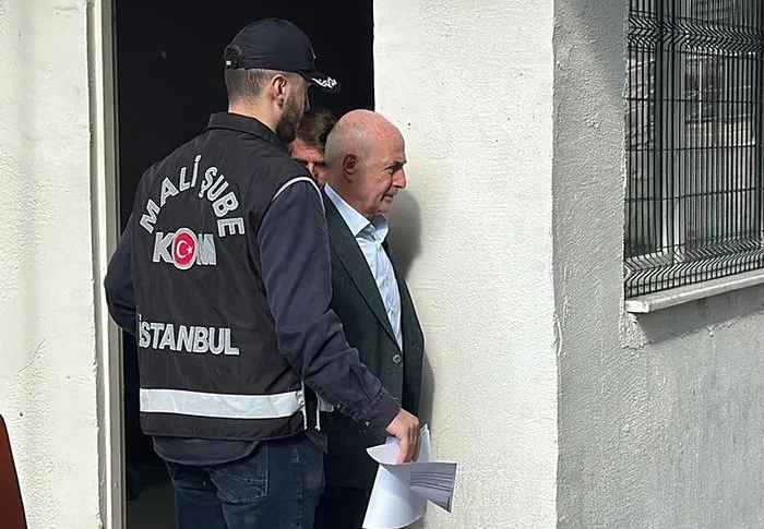 Büyükçekmece Belediye Başkanı Hasan Akgün gözaltına alındı