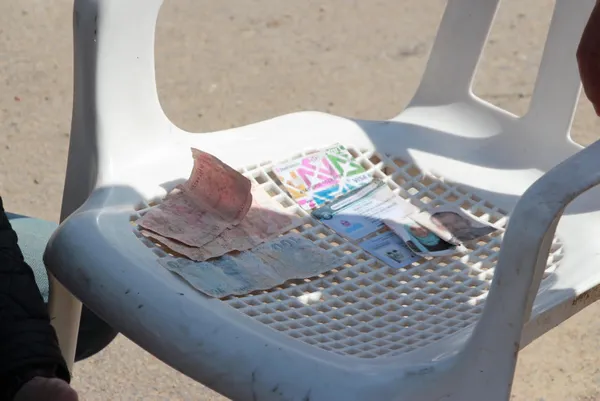 Diyarbakır'da polis enkaz başında nöbette! Değerli eşyalar sahiplerine teslim ediliyor