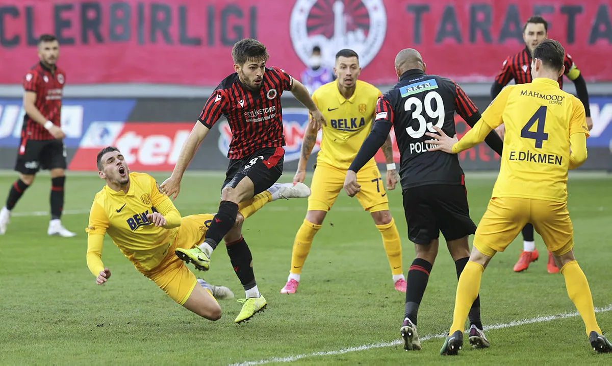 Gençlerbirliği - Ankaragücü 1-1 berabere kaldı