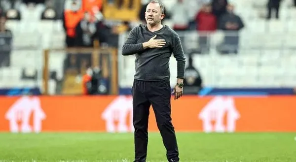 besiktasta-valerien-ismael-donemi-sona-erdi-besiktasin-yeni-teknik-direktoru-kim-olacak-senol-gunes-ve-sergen-1666715507264.jpg Beşiktaş'ta Valerien Ismael dönemi sona erdi! Beşiktaş'ın yeni teknik direktörü kim olacak? Şenol Güneş ve Sergen Yalçın... - 7