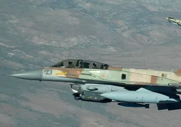 Son dakika: İsrail Suriye'ye saldırdı