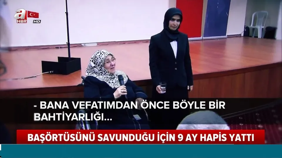 Yazar Şule Yüksel Şenler kimdir? |Video