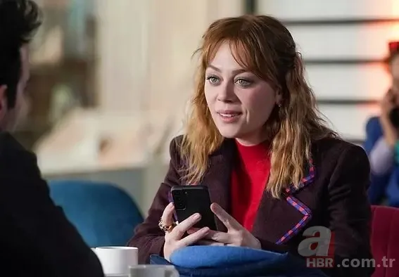 Sıla Türkoğlu'nun partneri ünlü oyuncunun oğluymuş! Kaan Taşaner annesiyle aynı dizide... 11