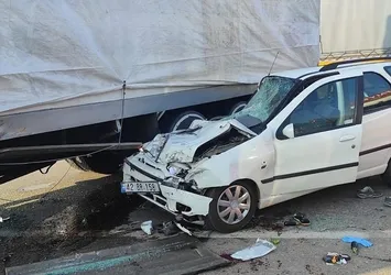 Konya'da korkunç kaza! 3 ölü 2 yaralı
