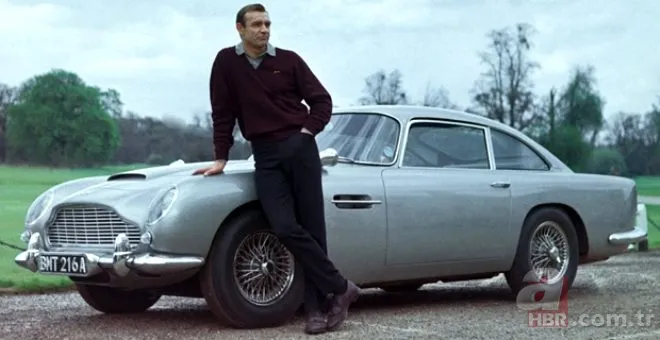 James Bond filmiyle meşhur olan Aston Martin D85'in benzeri 6,4 milyon dolara satıldı! 1