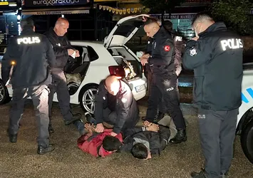 Dur ihtarına uymayan sürücü kıskıvrak yakalandı