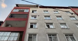 Küçükçekmece’de aile dehşeti! Ailesini rehin aldı