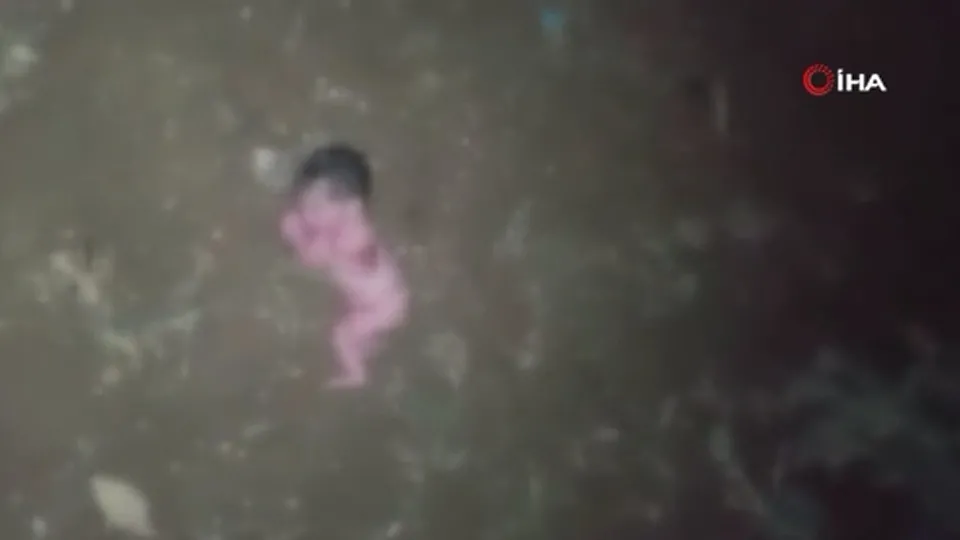 Bağcılar'da kan donduran olay! Doğurup sokağa bıraktı