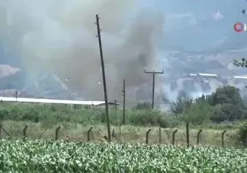 Sazlık alanda çıkan yangın korkuttu