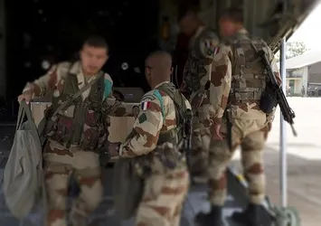 Fransız ordusundan YPG/PKK'ya destek