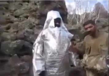 PKK'lı teröristlerin İHA'lardan korunmak için uzay kostümü giydiği ortaya çıktı