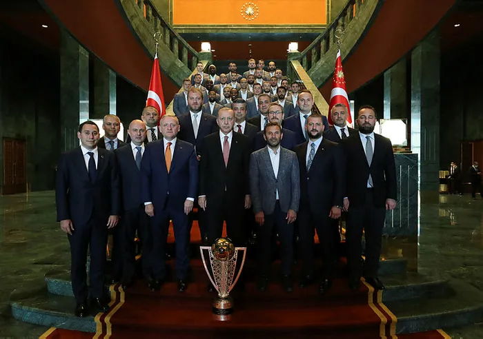 Başkan Erdoğan’dan Başakşehirli Elia’ya özel tebrik: Aferin! 4 çocuğun var