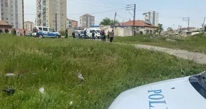 Husumetlisini tabancayla bacağından vurdu