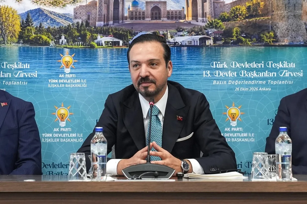 turk-futbolunda-yabanci-kurali-degisiyor-turk-devletlerinin-oyunculari-yerli-sayilacak-1793024696088.jpeg Türk futbolunda yabancı kuralı değişiyor! Türk devletlerinin oyuncuları yerli sayılacak - 2