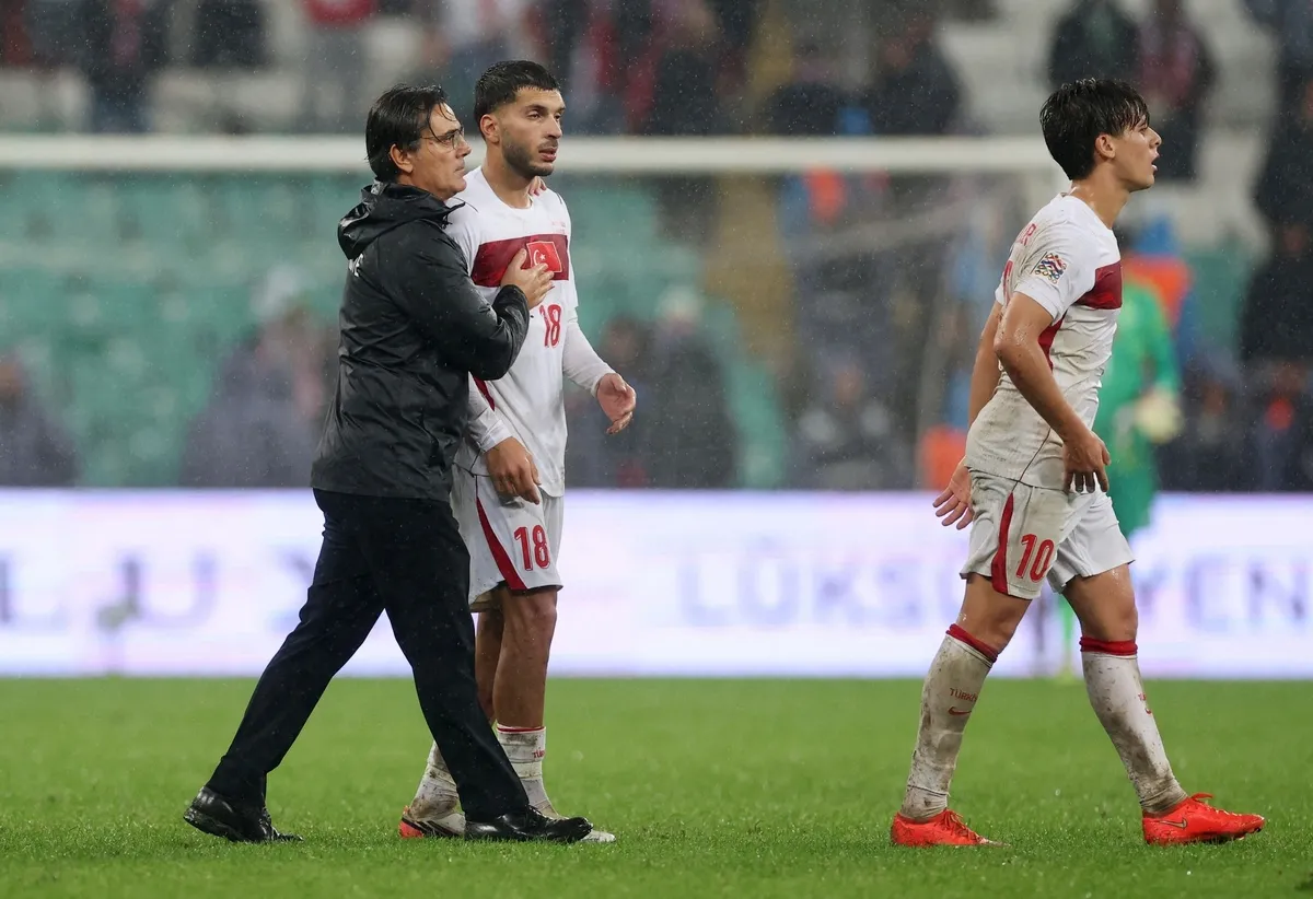 1791450161941.jpg A Milli Takım'da Montella ile yollar ayrılıyor: İtalyan basını duyurdu! Yerine yerli hoca - 1