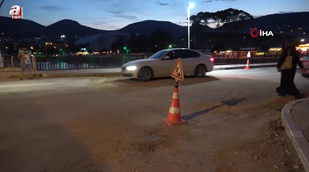Amasya’da köprü girişinde çökme oluştu