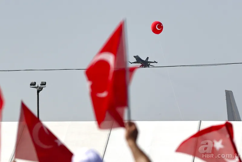 Atatürk Havalimanı Millet Bahçesi'nde İstanbul'un fethinin 569. yılı için dev kutlama! 13