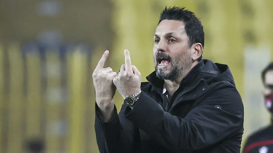 Son dakika Fenerbahçe haberleri | Erol Bulut'un kredisi bitti! İşte Fenerbahçe'nin yeni hoca adayları