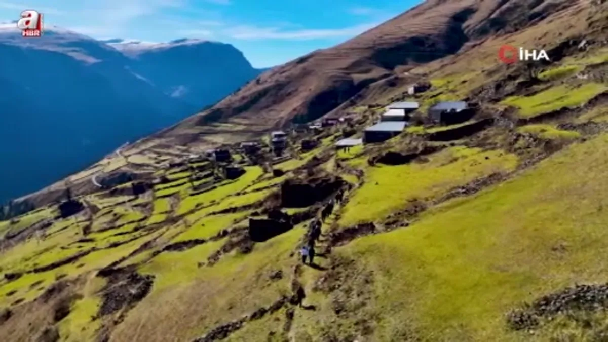 Gümüşhane'de "Kayıp Santa Yolu"nda vefa yürüyüşü