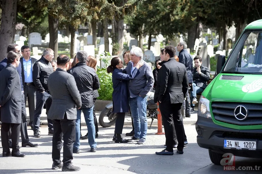 Faciada hayatını kaybeden Mina Başaran ve arkadaşları son yolculuklarına uğurlandı 24