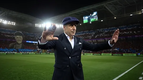 Trabzonspor Teknik Direktörü Abdullah Avcı’dan Galatasaray derbisi öncesi İstanbul’da Fırtına mesajı