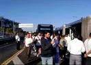 Metrobüs arızalandı yolcular yürüdü
