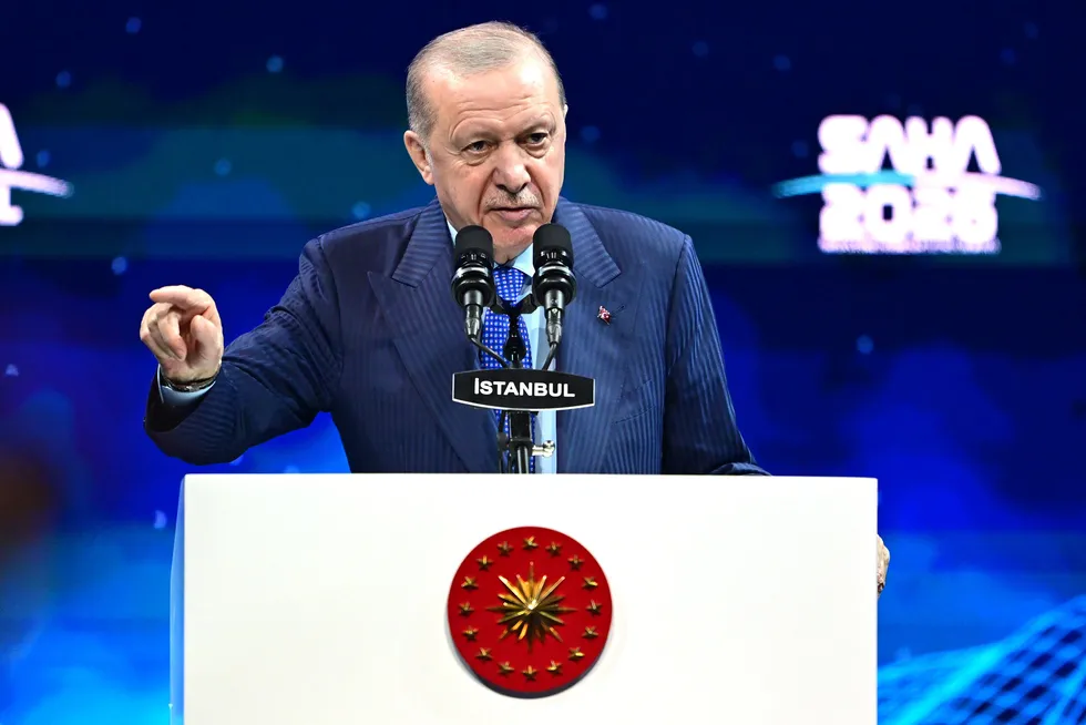 Başkan Erdoğan'dan SAHA EXPO 2026'dan açık mesaj: Ülkemize göz dikenin bileğini bükeriz - 4