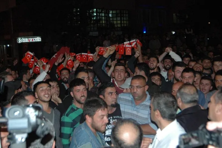 Kütahya’da Türk bayrağı yakıldığı iddiası ortalığı karıştırdı