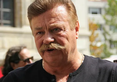 Nuri Alço'ya dolandırıcı şoku! Takipçilerine mesaj atıp…